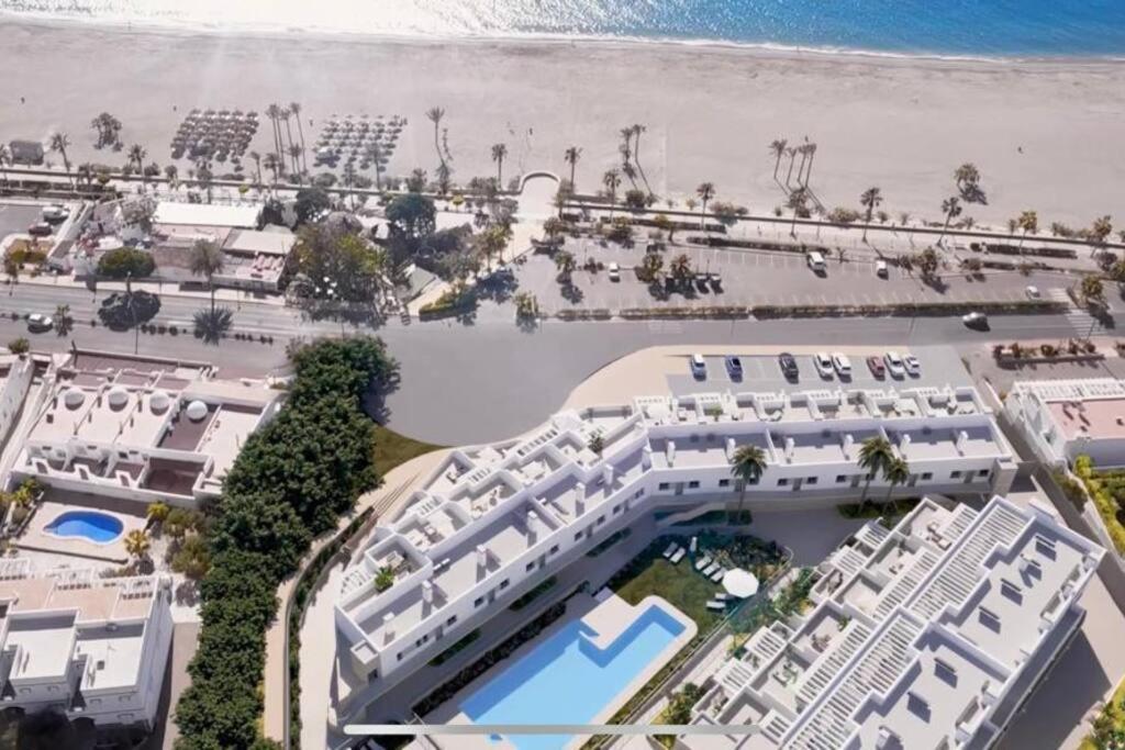 Magnifico Apartamento Nuevo En 1ª Linea De Playa 莫哈卡尔 外观 照片